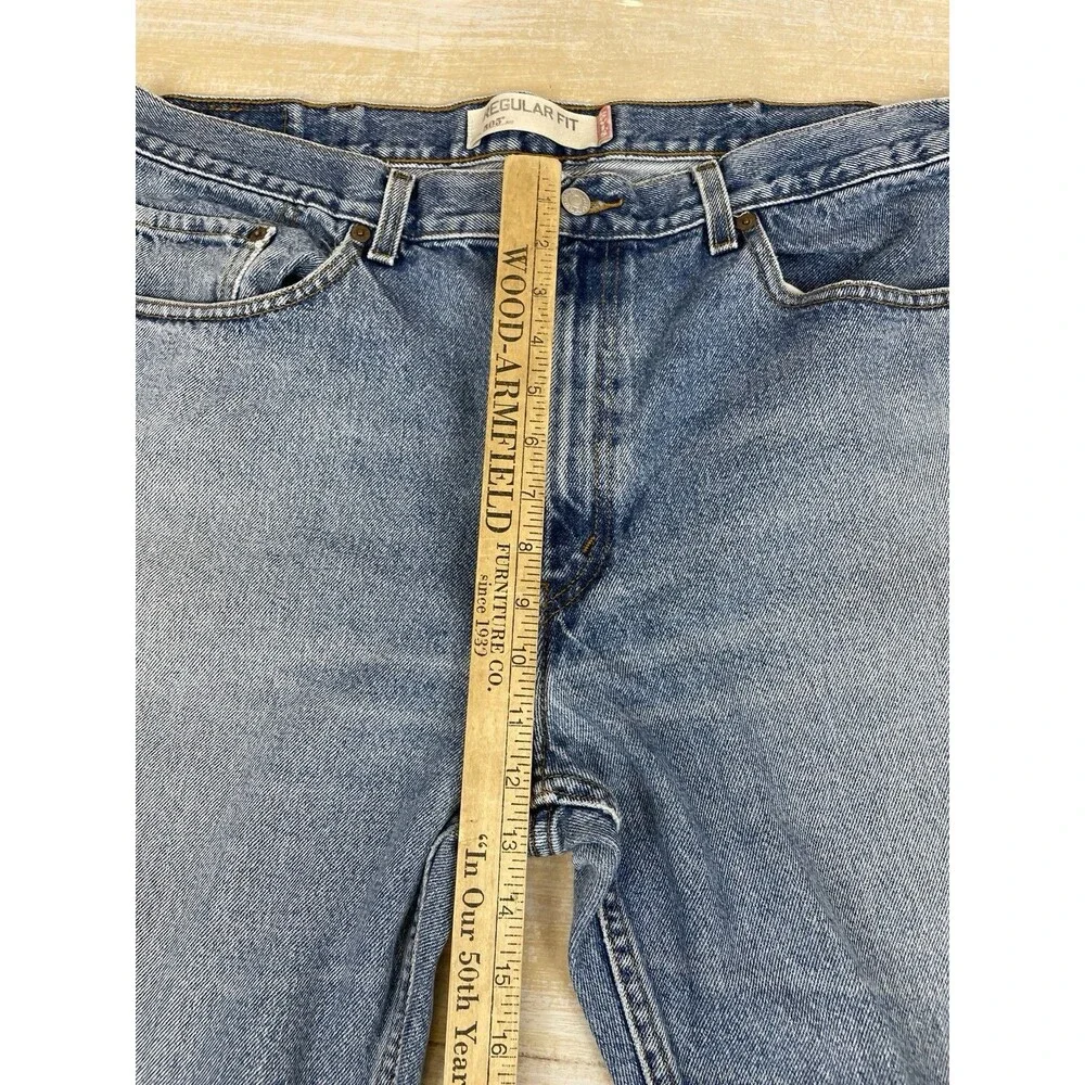 Levi Strauss 505 Regular Fit Mens Jeans 38x32 Med Wash Blue Denim Straight Leg
